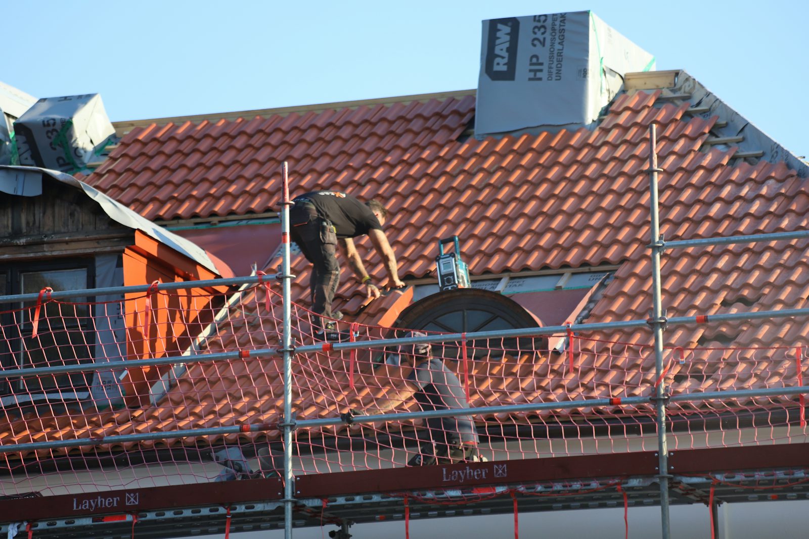 Seamless gutters β Marshall Roofing & Landscaping